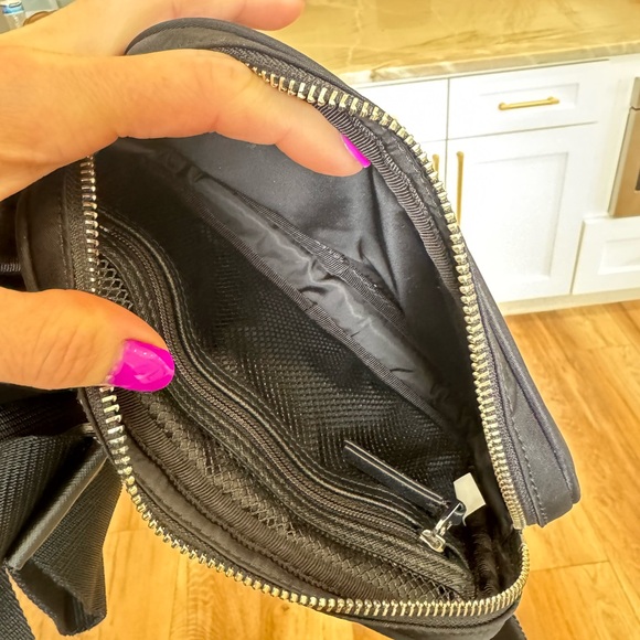 *NWT* Tory Burch Virginia Belt Bag - Picture 4 of 4